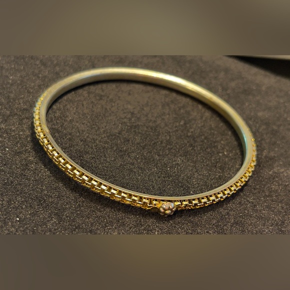 ✨9 Vintage Gold-Tone Mixed Media Bangle Bracelets✨ - Picture 4 of 8